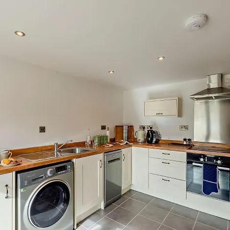 בית נופש 2 Bed In Northallerton Oc-64413 *