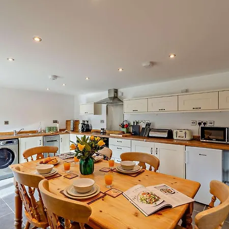 2 Bed In Northallerton Oc-64413 בית נופש